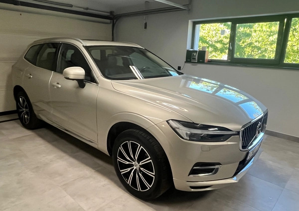 Volvo XC 60 cena 178999 przebieg: 114250, rok produkcji 2021 z Staszów małe 562